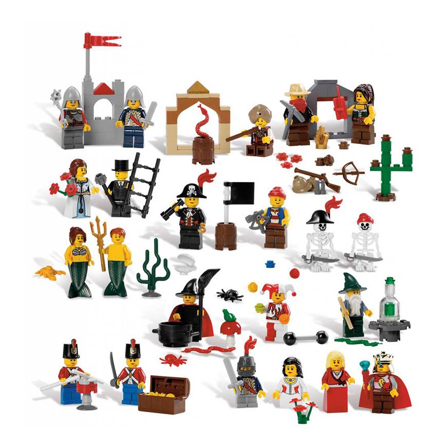 9349-minifigures