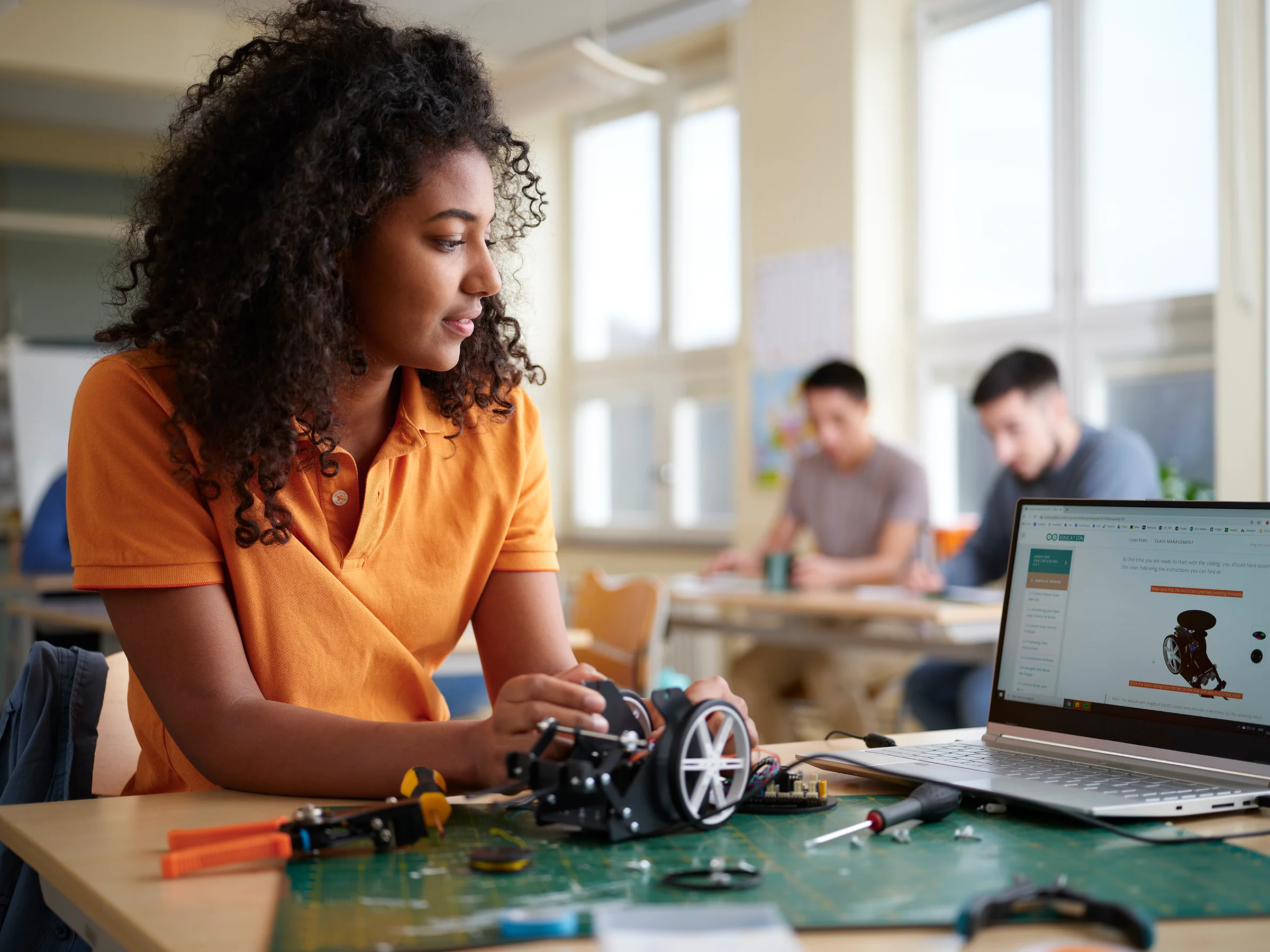 AKX00022_14.extra-8_2400x1800